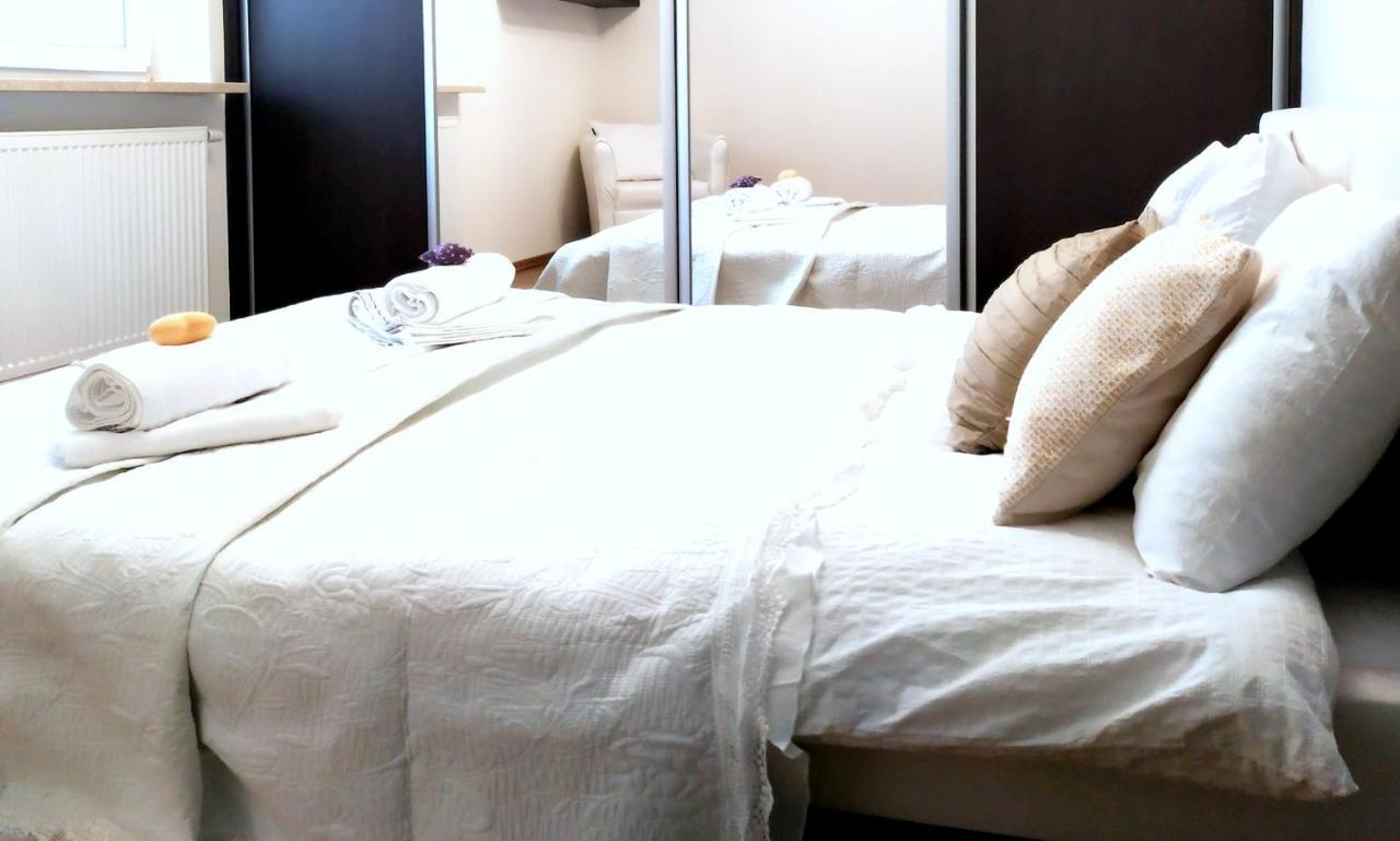 Cystersow Park Apartment Krakow Luaran gambar